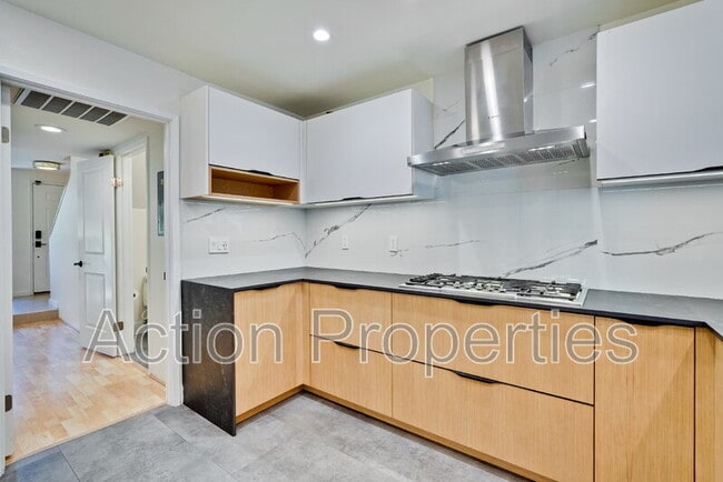 Photo - 209 Ortega Ave