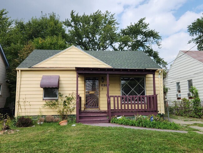Single home east side of Cleveland - Single home east side of Cleveland