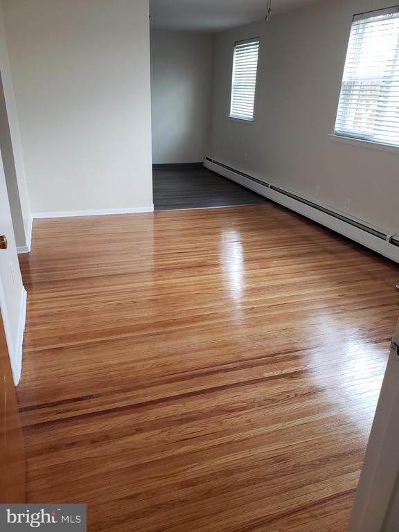 Photo - 737 Borbeck Ave