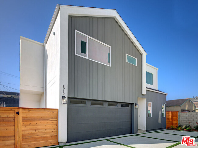 Building Photo - 6016 Comey Ave Rental