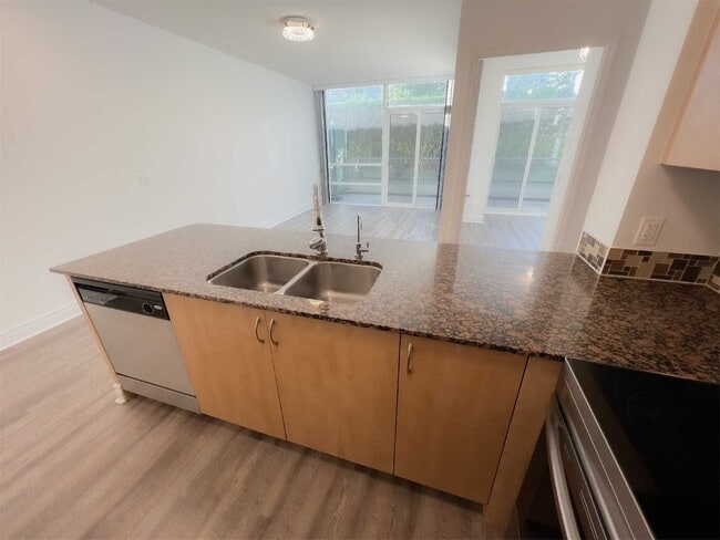 Photo - 2240 Lake Shore Blvd W Unit 309