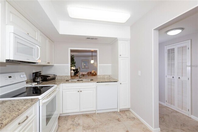 Photo - 4632 Marine Pkwy Unit 201