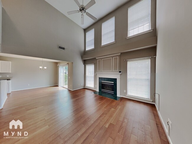 Photo - 9738 Woodend Ct