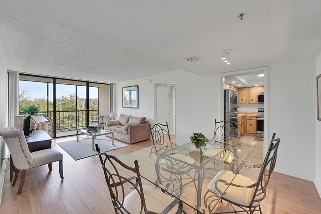 Photo - 7835 Lakeside Blvd Unit 953