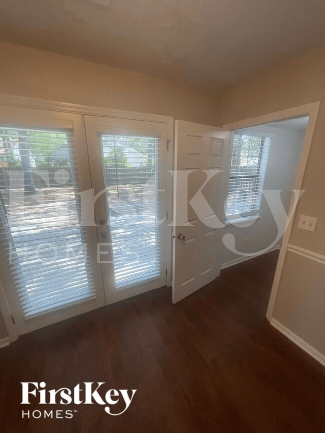 103 Aldrich Pl