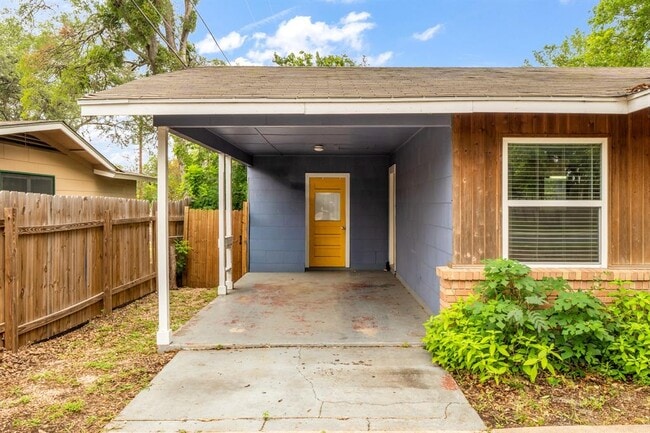 Photo - 4705 Menchaca Rd