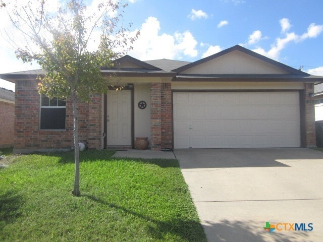 Building Photo - 1213 Fox Creek Dr