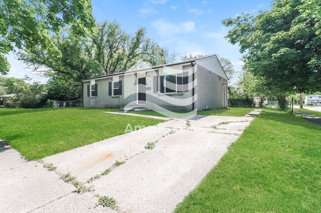 Photo - 4312 Moore St