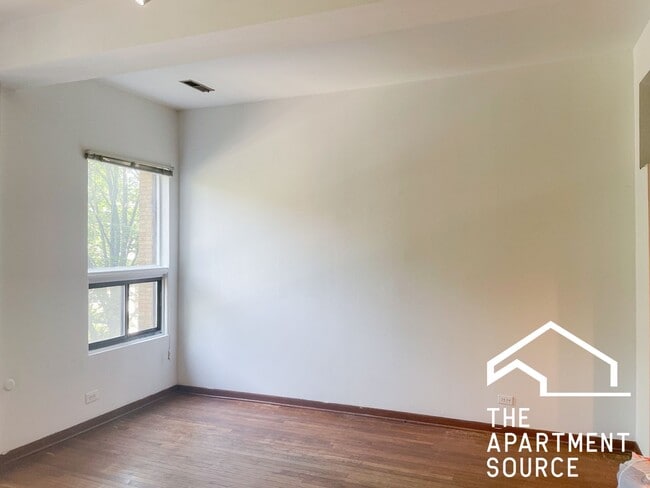 Photo - 875 W Lill Ave Unit C2
