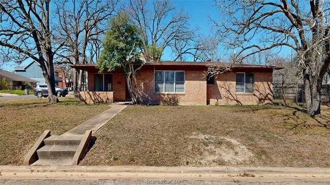 Building Photo - 506 Clay St