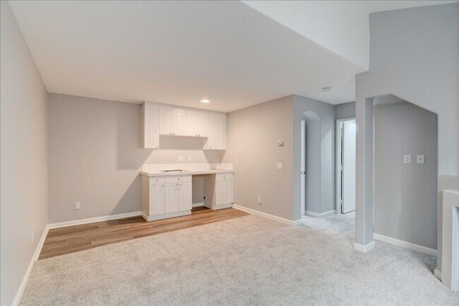 12680 Carmel Country Rd