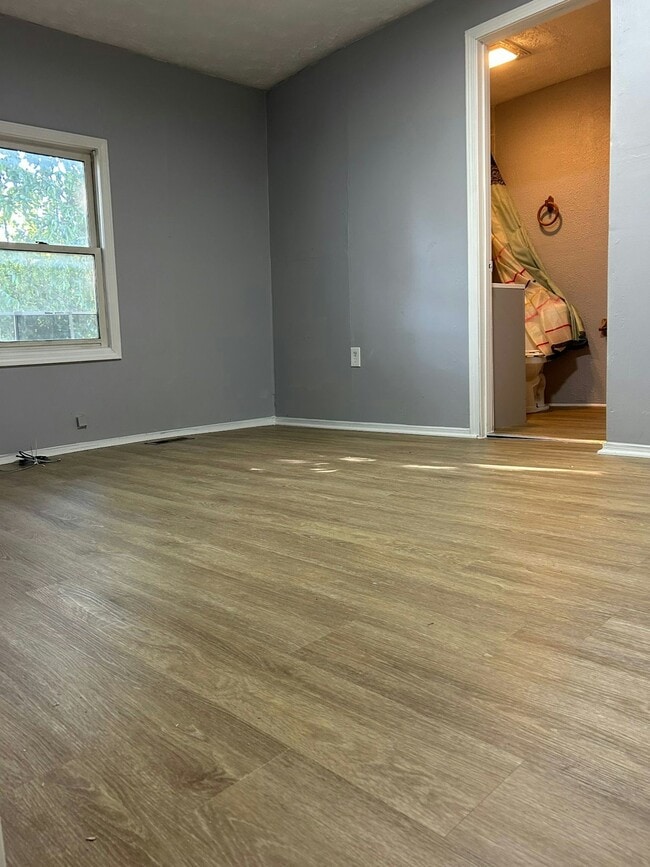 Photo - 624 S Clay St