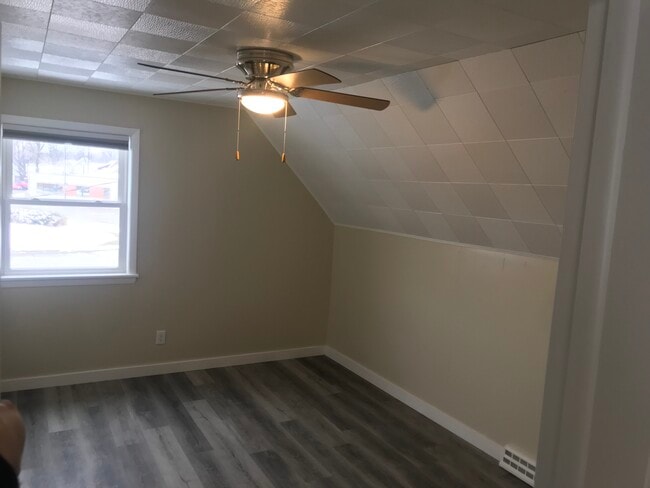 Photo - 1011 W College Ave Unidad #2