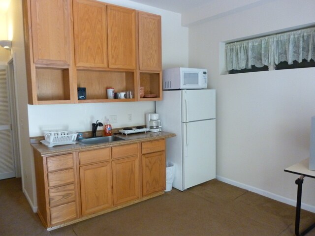 Photo - 110 Meleana Pl