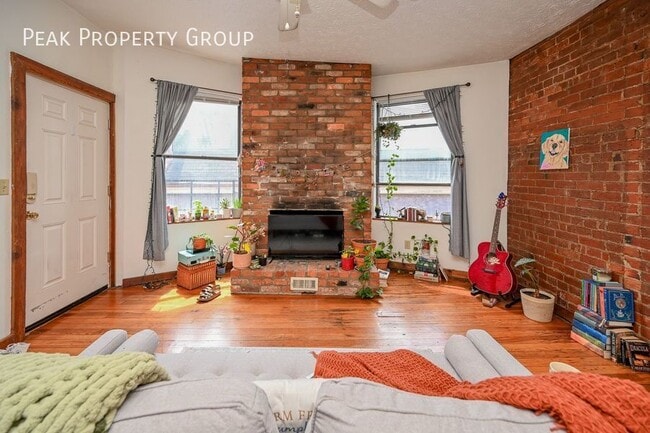 Photo - 3207 Vine St Unit 4