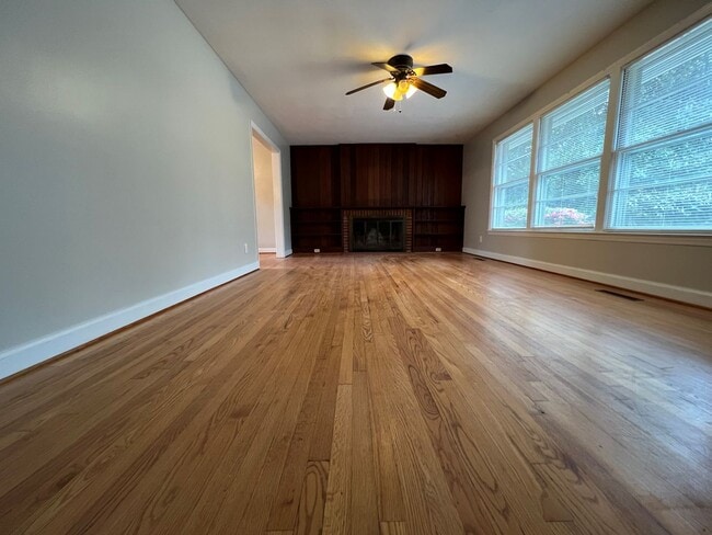 Photo - 2621 Bennington Rd