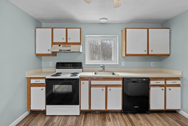 Photo - 5455 N Main St Unit 13E