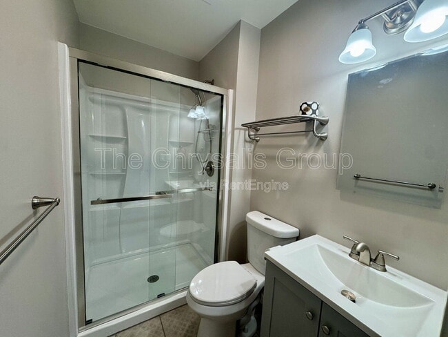 Photo - 217 W Main St Unit 2f