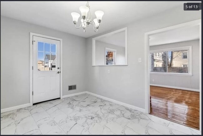 Photo - 76 Spencer St