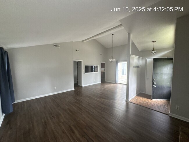 Photo - 419 Loblolly Ct