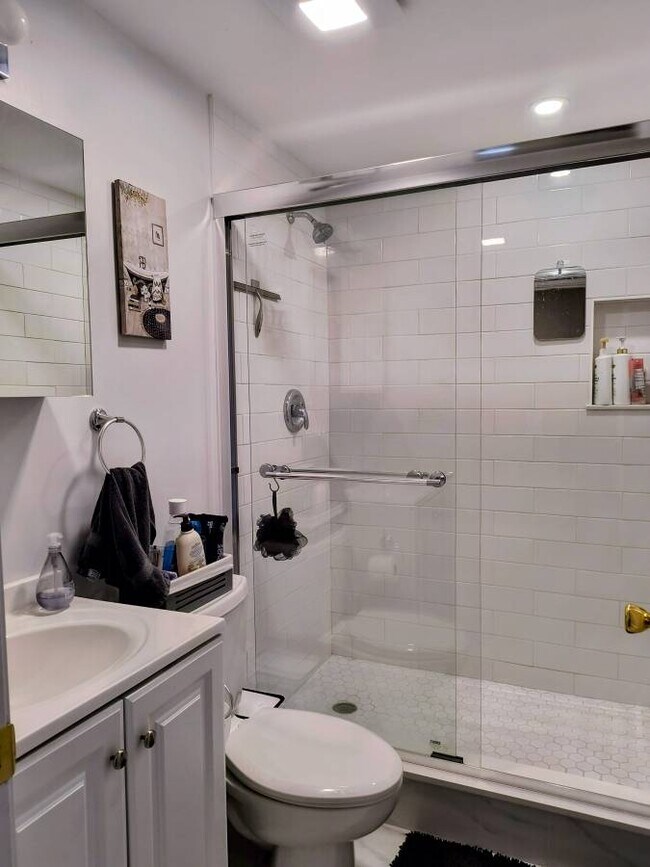 Photo - 15 Lopez St Unit A1