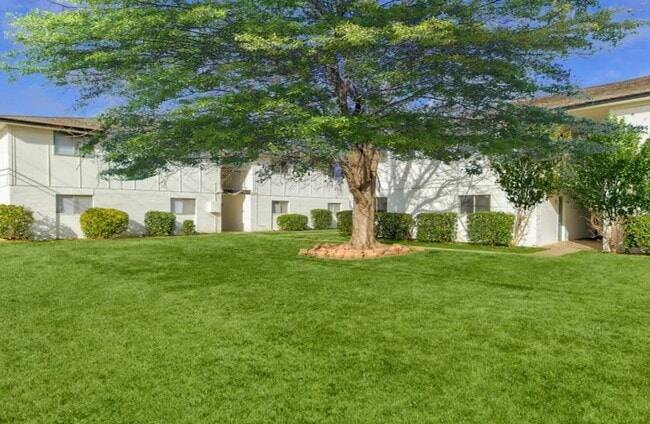 Summer Place Apartments