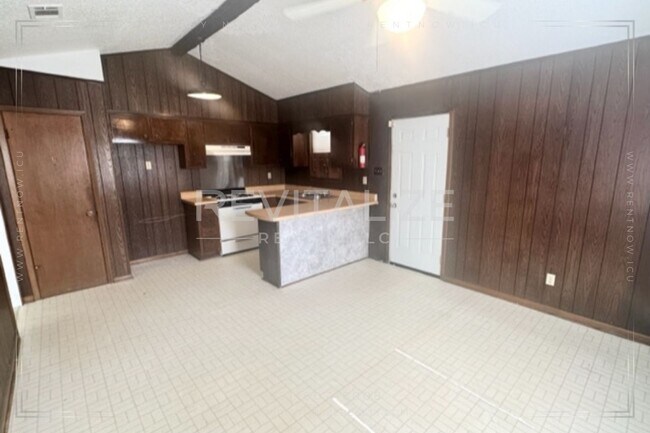 Photo - Spacious 3BD/2BA House Close to Schools!