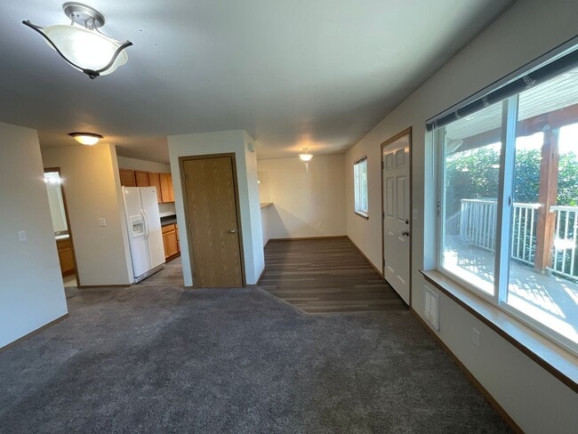 Photo - 3 Bed, 2 Bath close to Downtown Ferndale Unit # 202