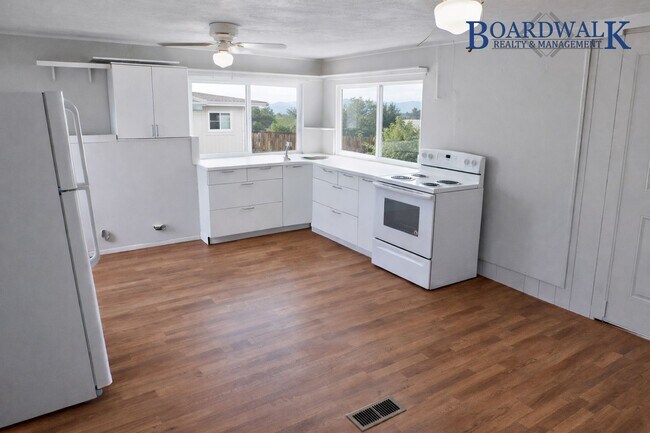 Photo - Lehi Mobile Home Park Unit 155 W State St # 2