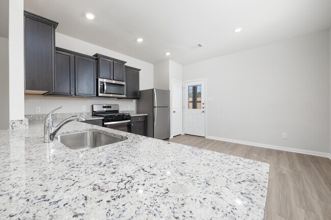 Photo - 15479 Maple Ter Dr