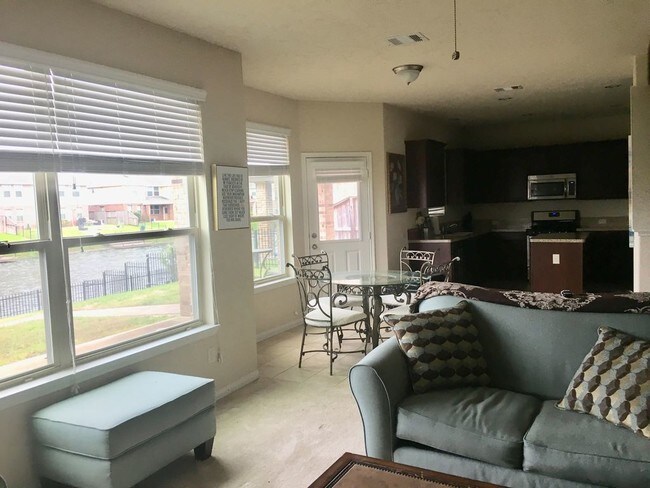 Photo - 3947 Amalfi Shores Ct