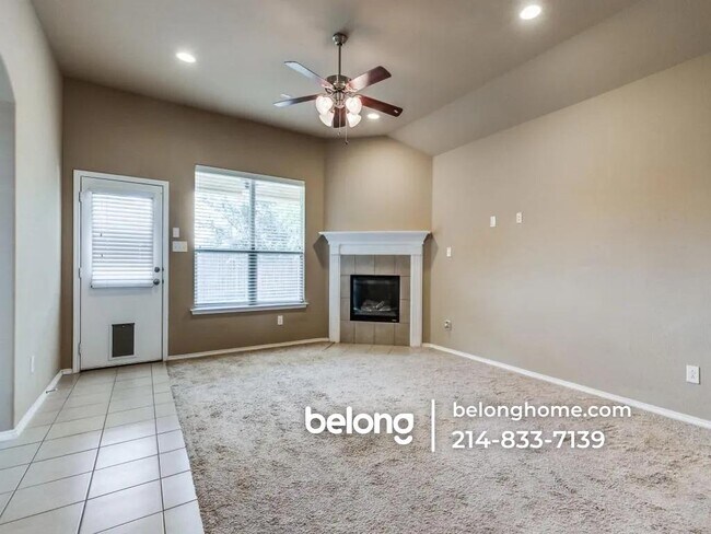 Photo - 11608 Netleaf Ln