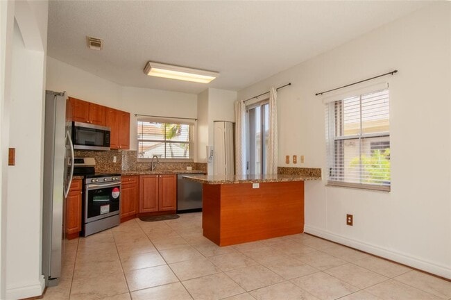 Photo - 170 NW 207th Way