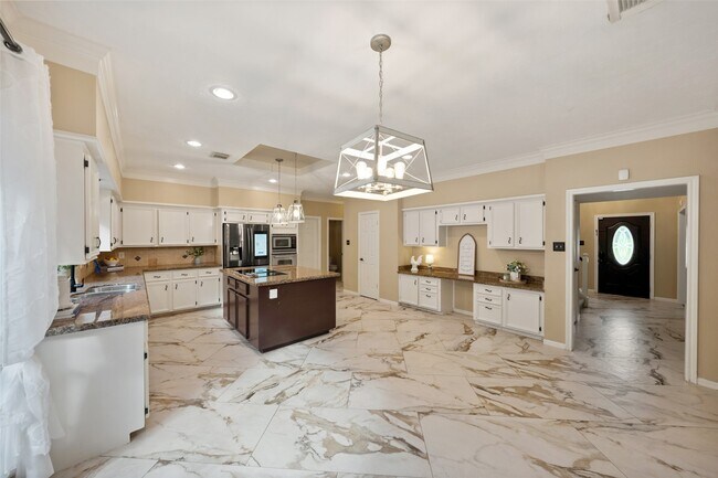 Photo - 4422 Pine Breeze Dr