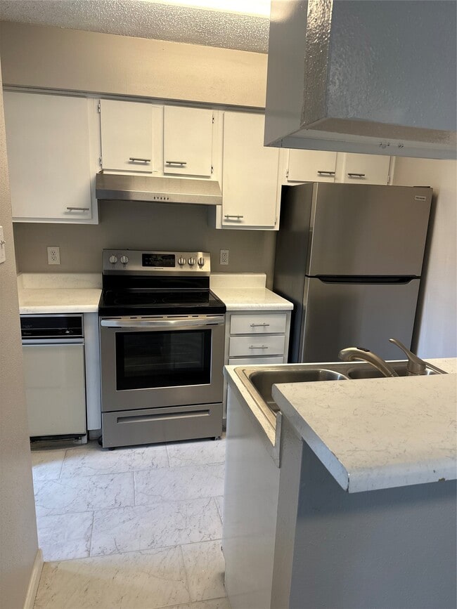 Photo - 700 Thicket Ln Unit 910