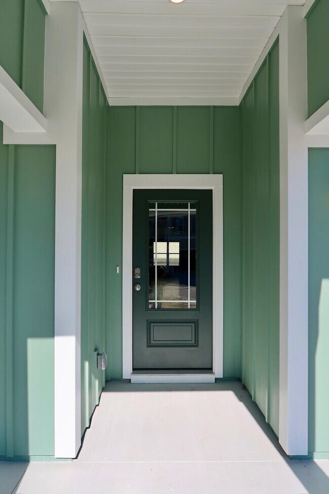 Photo - 1946 Tree Swallow Dr