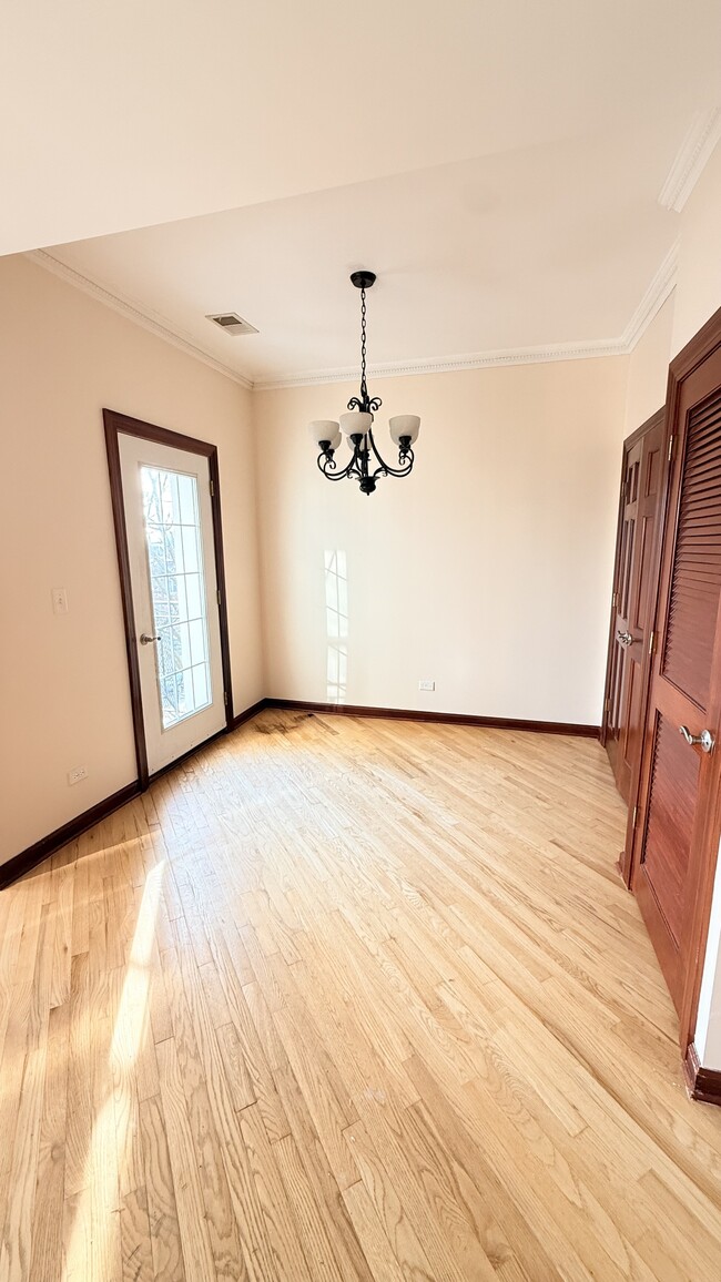 Photo - 4900 N Drake Ave Unidad 3