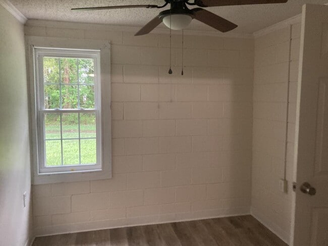 Photo - 781 Cooktown Rd