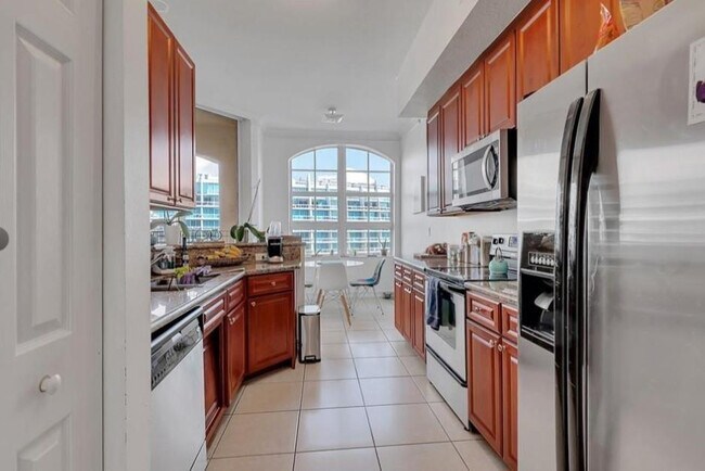 Photo - 3001 NE 185th St Unit 515