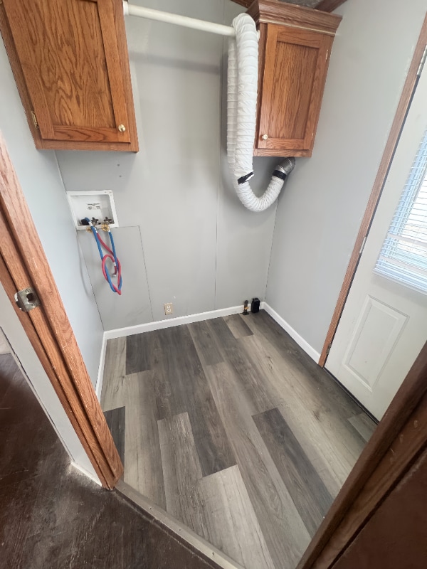 Photo - 27 Village Ct