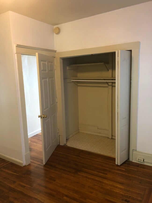 Photo - 2113 Fulton Ave Unit Apt 2