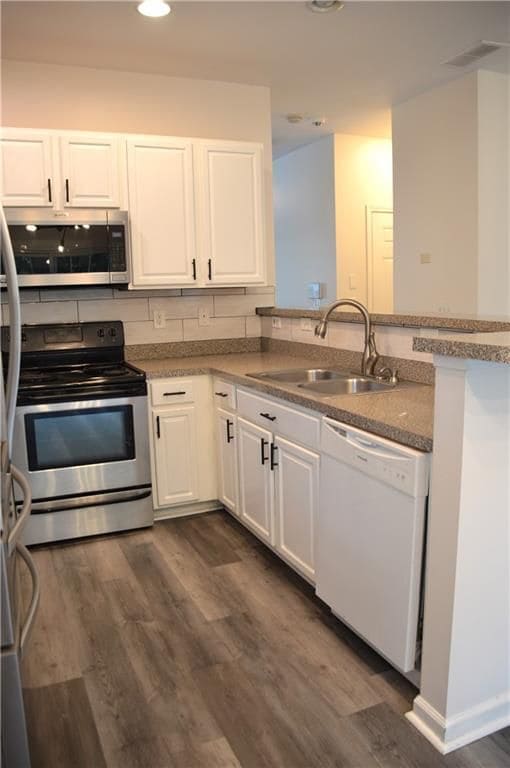Photo - 3072 Cedar Glade Ln NE