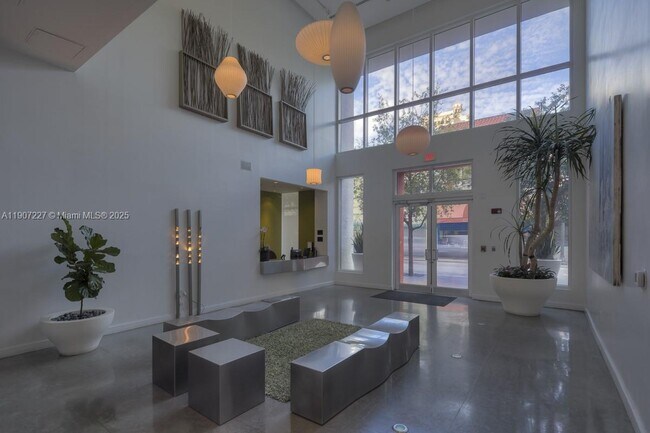 Photo - 133 NE 2nd Ave Unidad 3308