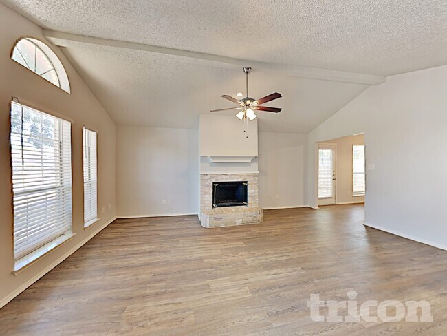 Photo - 714 Charles City Dr