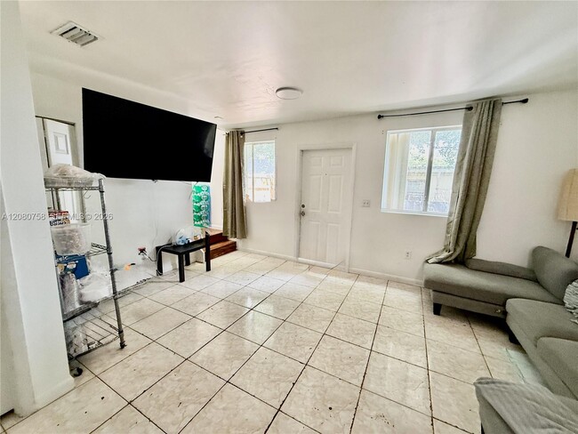 Building Photo - 759 NW 70th St Unit 2