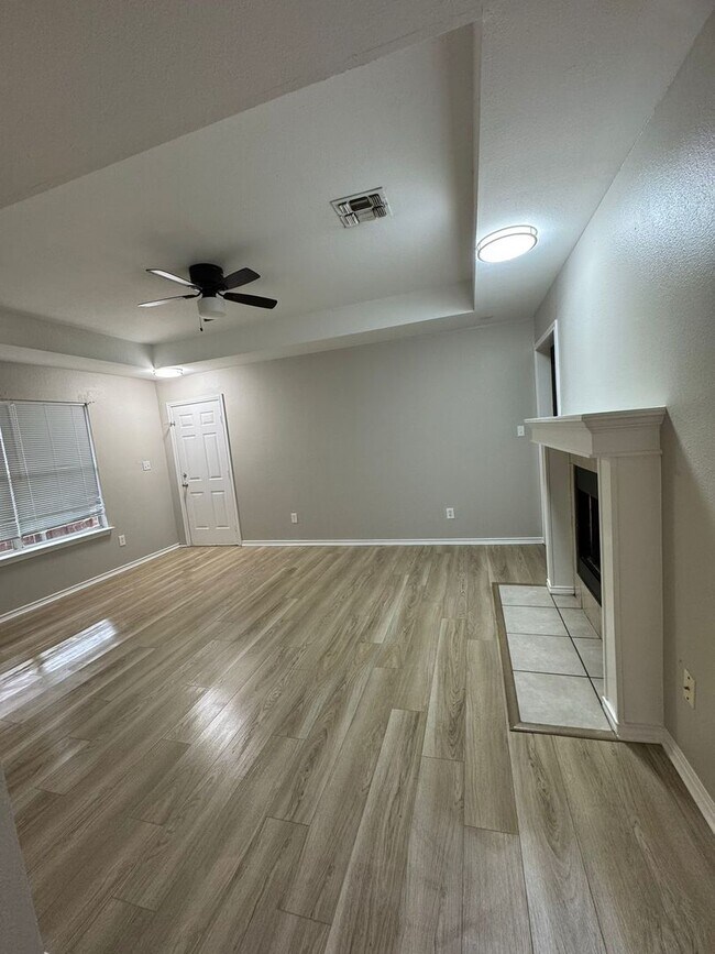 Photo - Live in the lap of luxury!