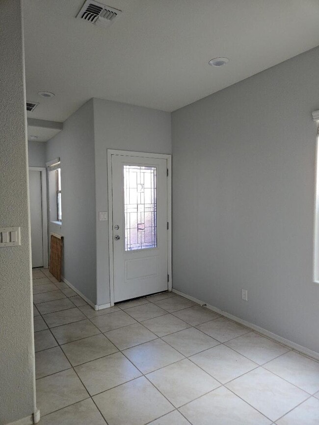 Photo - 1616 Volponi Dr SE
