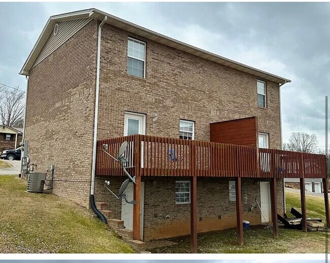 Photo - 1202 Deer Ln Unit 1204