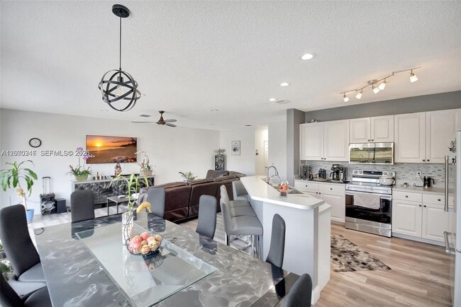 Photo - 7647 Rockport Cir