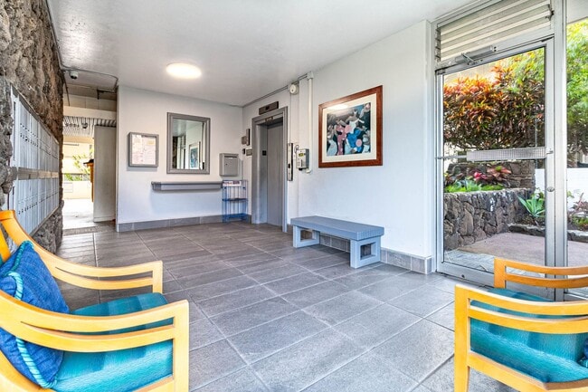 Photo - Bright and spacious 1 bedroom 1 bath condo in Makiki !